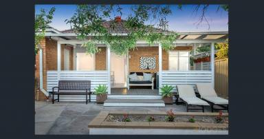 House Leased - VIC - Chelsea - 3196 - FAMILY HOME l LARGE BACKYARD l PERFECT LOCATION  (Image 2)