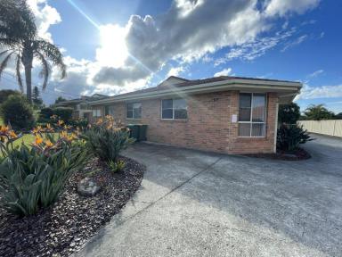 Unit For Lease - NSW - Old Bar - 2430 - Coastal Living at Its Finest – Beautifully Renovated Two-Bedroom Unit  (Image 2)