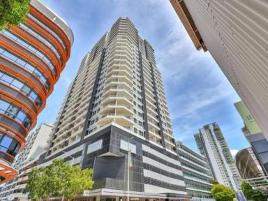 Apartment Leased - NT - Darwin - 0800 - 1 Bedroom Furnished Apartment in Darwin CBD  (Image 2)