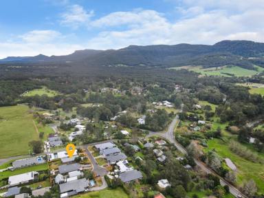 House Leased - NSW - Kangaroo Valley - 2577 - Your furnished dream retreat in Kangaroo Valley!  (Image 2)