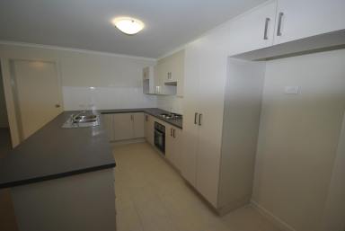 House Leased - NSW - South Nowra - 2541 - Cosy 3 Bedroom Home in Quiet Cul-de-sac  (Image 2)