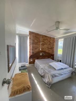 Unit Leased - QLD - North Ward - 4810 - FURNISHED TWO-BEDROOM UNIT CLOSE TO THE CBD!  (Image 2)