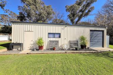 House Sold - NSW - Tumut - 2720 - Sure to impress  (Image 2)