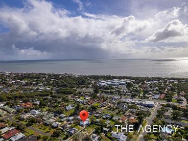 Villa Sold - WA - West Busselton - 6280 - Not a Cent to Spend just move in and Enjoy!!!! Home open 26/8/23 @ 2-2.30pm  (Image 2)