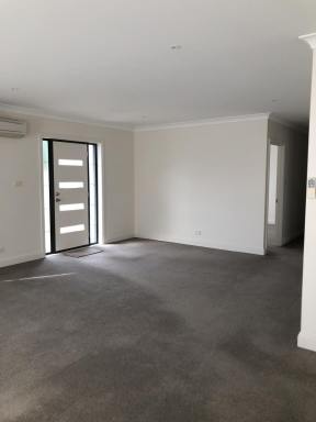House Leased - VIC - Yarram - 3971 - Modern two bedroom unit  (Image 2)