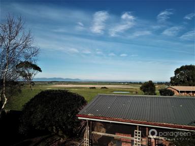 House For Sale - VIC - Toora - 3962 - NEAT PACKAGE  (Image 2)