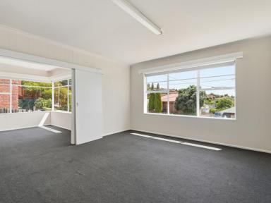 House Leased - TAS - Glenorchy - 7010 - Updated Home in Convenient Location  (Image 2)