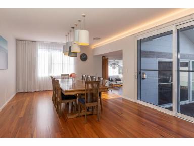 House Sold - NSW - Red Head - 2430 - EXQUISITE LUXURY BEACHSIDE PROPERTY AT AN EXCEPTIONAL PRICE - DON'T MISS OUT!  (Image 2)