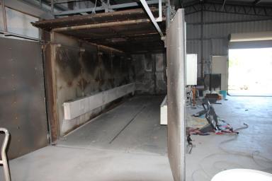 Industrial/Warehouse For Sale - NSW - Moree - 2400 - COMMERCIAL SALE  (Image 2)