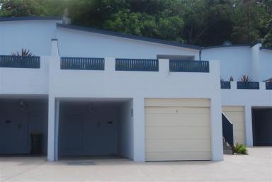 Townhouse For Lease - NSW - Kiama - 2533 - MODERN TOWNHOUSE LIVING.  (Image 2)