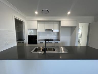 House Leased - NSW - Tamworth - 2340 - Brand New Home - Westdale  (Image 2)