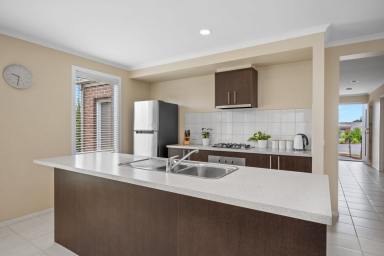 House Sold - VIC - Epsom - 3551 - Low-Maintenance Contemporary Style  (Image 2)