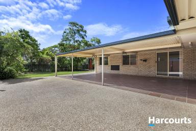 House Leased - QLD - Torquay - 4655 - Fantastic Home In A Highly Sought After Location  (Image 2)