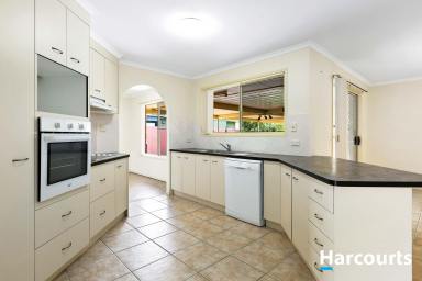 House Leased - QLD - Torquay - 4655 - Fantastic Home In A Highly Sought After Location  (Image 2)