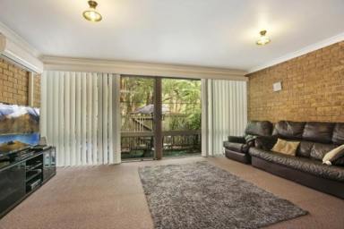 Townhouse Leased - NSW - Raymond Terrace - 2324 - TIDY TOWNHOUSE IN LAKESIDE  (Image 2)