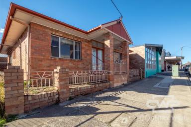 Office(s) For Sale - NSW - Glen Innes - 2370 - Prime Commercial Property in the Heart of Glen Innes  (Image 2)