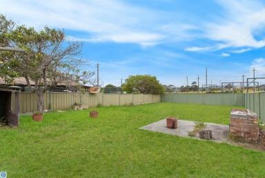 House Sold - NSW - Coniston - 2500 - Sought-after City Fringe Property  (Image 2)
