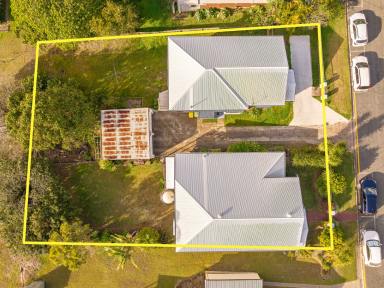 House Sold - QLD - Gympie - 4570 - 2 Character Homes On One Title  (Image 2)