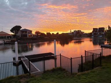 House For Sale - QLD - Broadbeach Waters - 4218 - Broadbeach Waters Waterfront home in the sort after Golden Triangle  (Image 2)