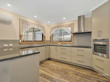 House For Lease - TAS - Sheffield - 7306 - Family Home in Sheffield  (Image 2)