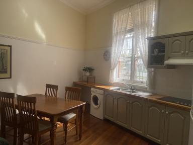 House Leased - NSW - Taree - 2430 - 1-Bedroom Fully Furnished Unit Near Hospital  (Image 2)