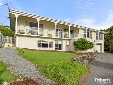 House For Sale - TAS - Rosevears - 7277 - Family Home with River Views.  (Image 2)