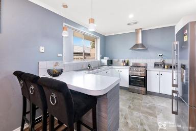 House Sold - VIC - Cranbourne North - 3977 - PERFECT STARTER IN A RIPPER LOCATION!!!  (Image 2)