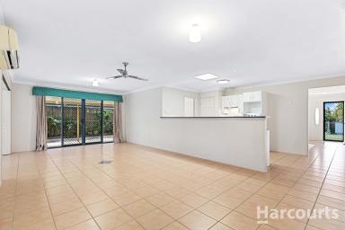 House Sold - QLD - Urraween - 4655 - Cul-De-Sac Living Smack Dab In The Centre Of Town  (Image 2)
