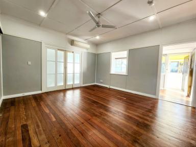 House Leased - QLD - North Ipswich - 4305 - Spacious 2 Bedroom Queenslander Home with Bonus Sleepout  (Image 2)
