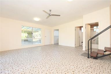 House Leased - QLD - Gordonvale - 4865 - Large Two Bedroom Cottage - Rumpus Room - Huge Block - Side Access  (Image 2)