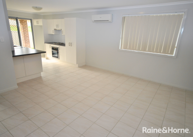 Unit For Lease - NSW - Worrigee - 2540 - Modern & Low Maintenance Living in Worrigee  (Image 2)