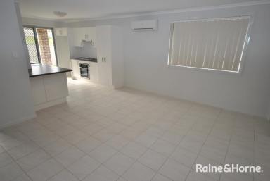 Unit For Lease - NSW - Worrigee - 2540 - 2 Bedroom Unit  (Image 2)