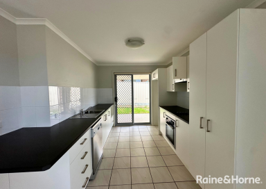 Unit Leased - NSW - Worrigee - 2540 - Modern & Low Maintenance Living in Worrigee  (Image 2)