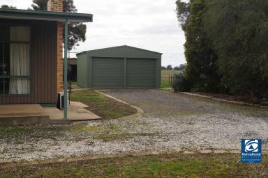 Lifestyle Sold - VIC - Numurkah - 3636 - OUT OF TOWN LIVING  (Image 2)