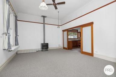 House Leased - VIC - Creswick - 3363 - COZY HOME WITH A GREAT SHED  (Image 2)