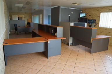 Industrial/Warehouse For Lease - WA - Henderson - 6166 - Workshop/Office Facility with Gantry Crane & Hardstand  (Image 2)