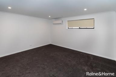 Unit Leased - NSW - Kooringal - 2650 - DUPLEX WITH MODERN FINISHES  (Image 2)