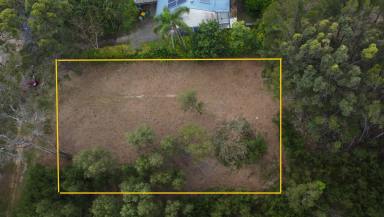 Residential Block For Sale - QLD - Macleay Island - 4184 - Large block!  (Image 2)