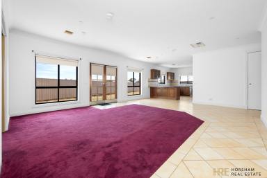 House Leased - VIC - Horsham - 3400 - Room for all of the Family  (Image 2)