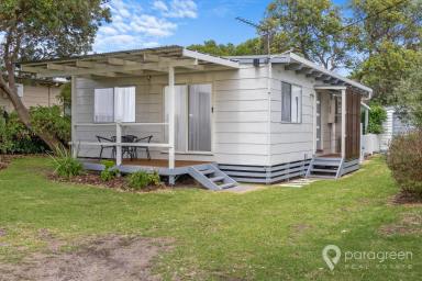 House For Sale - VIC - Sandy Point - 3959 - FULLY RENOVATED BEACH HOME  (Image 2)