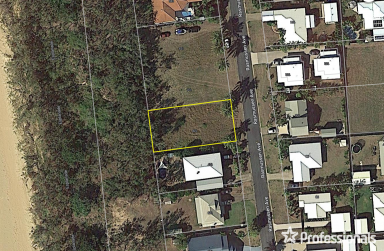 Residential Block For Sale - QLD - Hay Point - 4740 - Absolute Beach Front - Blank Slate!  (Image 2)