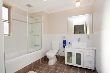 Unit Leased - NSW - Kiama - 2533 - LIVE ACROSS FROM THE BEACH  (Image 2)