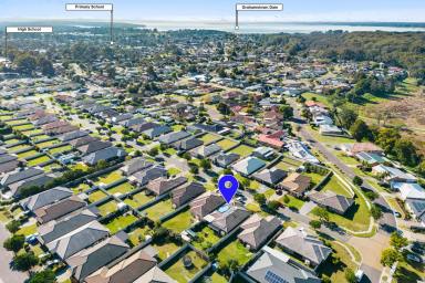 House For Lease - NSW - Raymond Terrace - 2324 - HEATED SWIMMING POOL IN TIME FOR SPRING!!!  (Image 2)