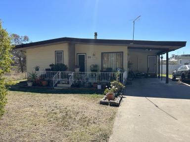 House Sold - NSW - Moree - 2400 - GREAT VALUE CLOSE TO SCHOOLS  (Image 2)