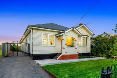 House Sold - VIC - Golden Square - 3555 - Stunning Period Renovation  (Image 2)