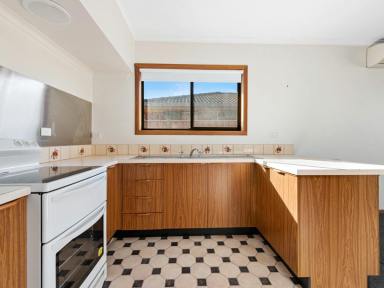 Unit Sold - VIC - Bairnsdale - 3875 - EXCELLENT LOCATION IN FRANCIS STREET  (Image 2)