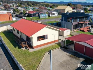 House Sold - TAS - Beauty Point - 7270 - Relaxed Living With Water Views  (Image 2)