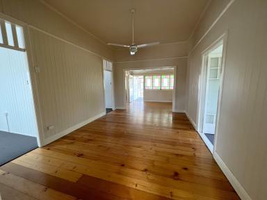 House Leased - QLD - Woodend - 4305 - Large Family home with space for everyone!  (Image 2)