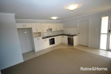 House Leased - NSW - Worrigee - 2540 - EASY LIVING  (Image 2)