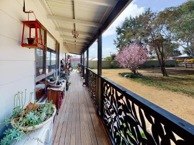 House Sold - NSW - Merriwa - 2329 - Spacious home on a huge block with fabulous views!  (Image 2)